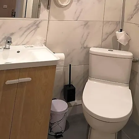 Hotel Hippodrome Paris