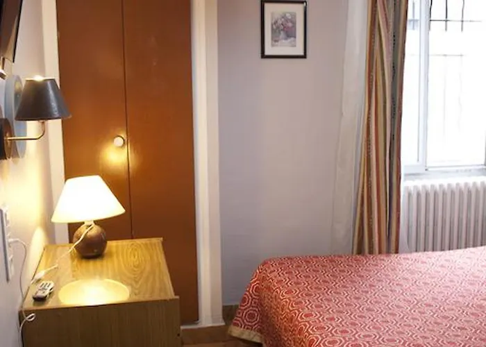 Hippodrome Отель 2*